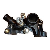 7M5G8K556AC Корпус термостата FORD FIESTA/FOCUS/ECOSPORT/MONDEO/C-MAX (1.6 ZETEC) DP GROUP