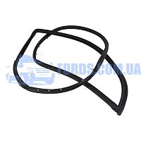 1781749 Уплотнитель двери передней FORD FIESTA 2008-2014 (Правой/Левой) ORIGINAL